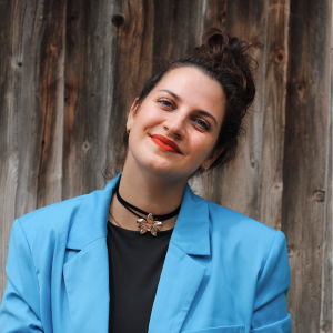 Grafikas dizainere & Zīmolu autore